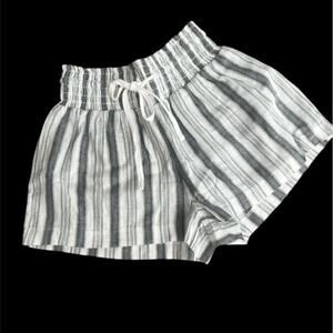 O’Neill women’s XS striped shorts